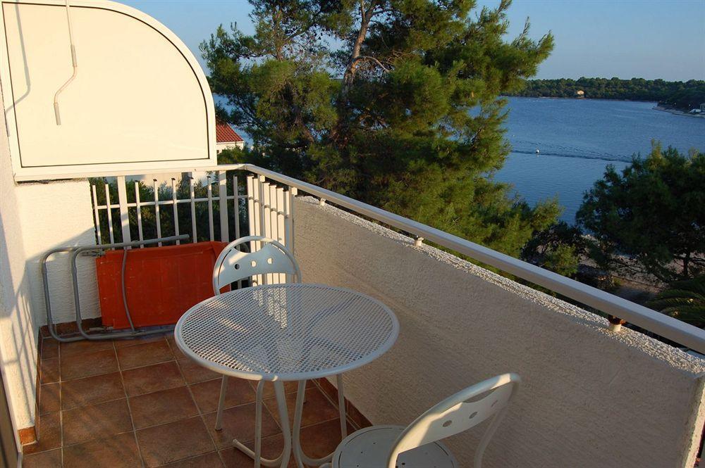Gorgonia Apartments & Suites Verunić Dış mekan fotoğraf