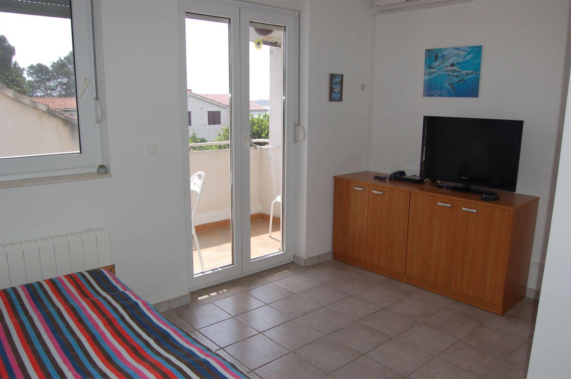 Gorgonia Apartments & Suites Verunić Dış mekan fotoğraf